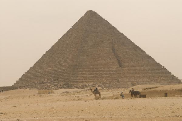 Giza-Pyramids (8)